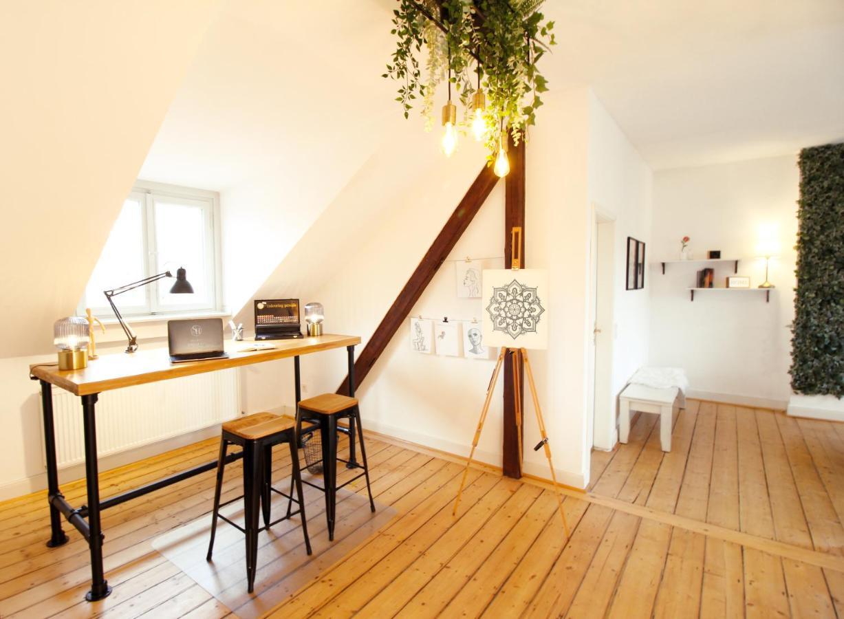 Apartment Secret Hideaways Boho Artstudio Mit Smarthome Nahe L Messe L Hbf